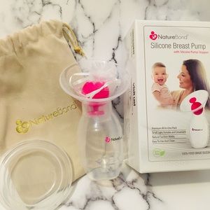 ❌SOLD❌ Silicone Traveling Breast Pump